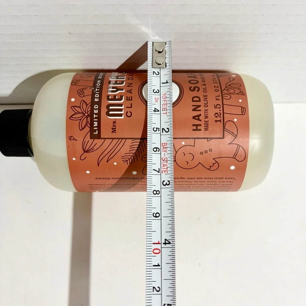 Mrs Meyers CLEAN DAY Liquid Hand Soap Limited Edition Gingerbread 12.5 oz NEW